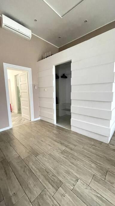 Renovated And Spacious Two-Bedroom Condo In 布达佩斯 外观 照片